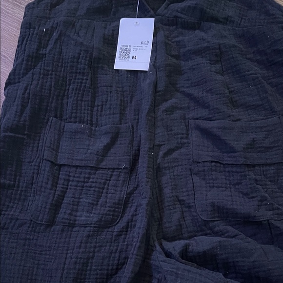 Forever 21 Black Women Shorts - Picture 2 of 3